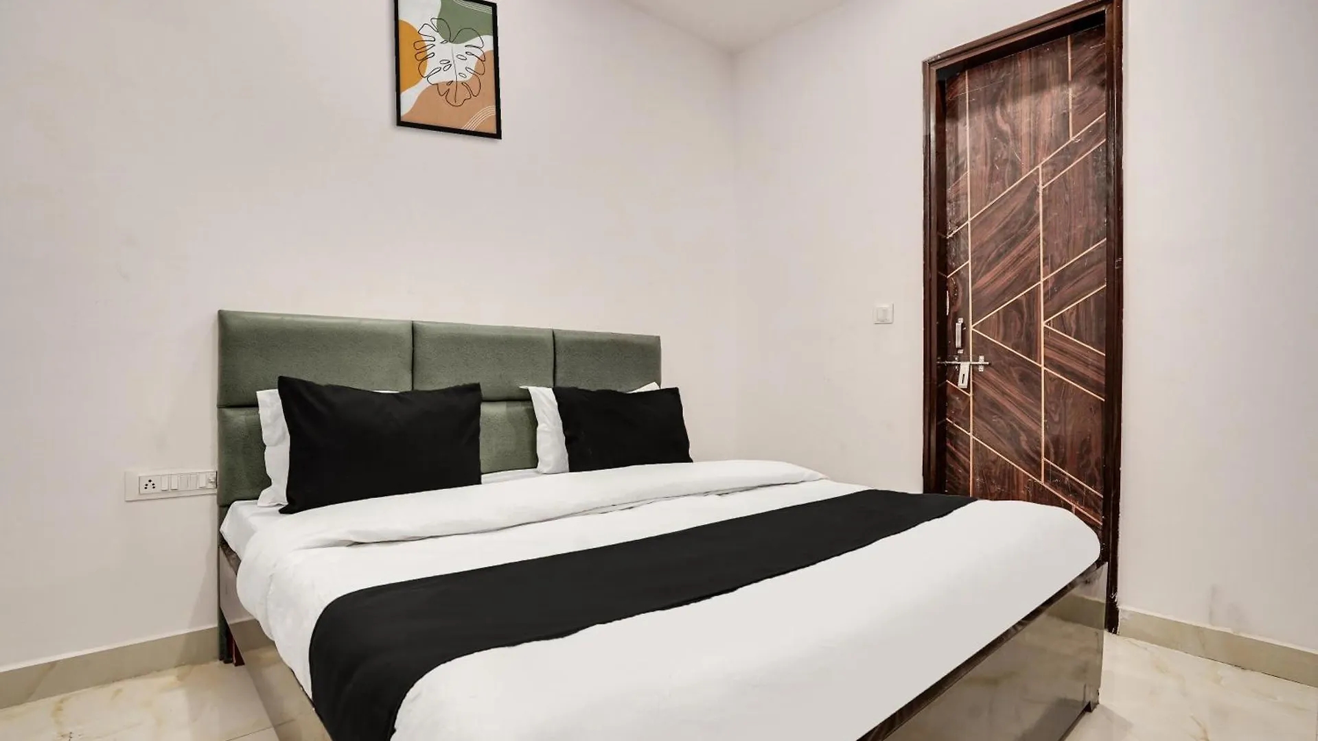 Hotel O City Star Delhi