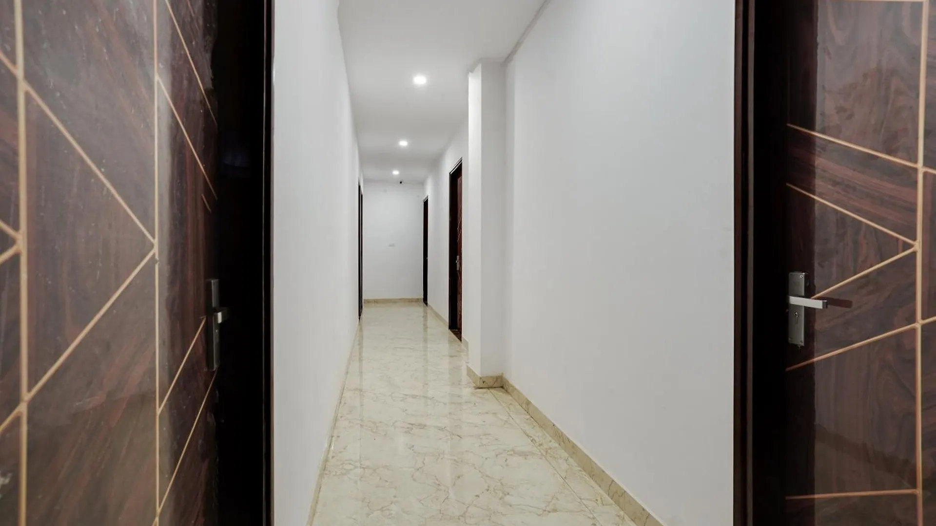 Hotel O City Star Delhi  3*, Delhi (National Capital Territory of India)